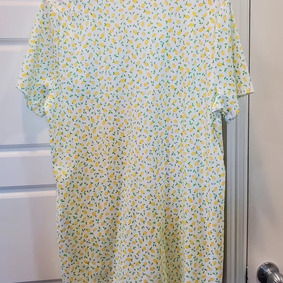 Lands End Top - Picture 5 of 5